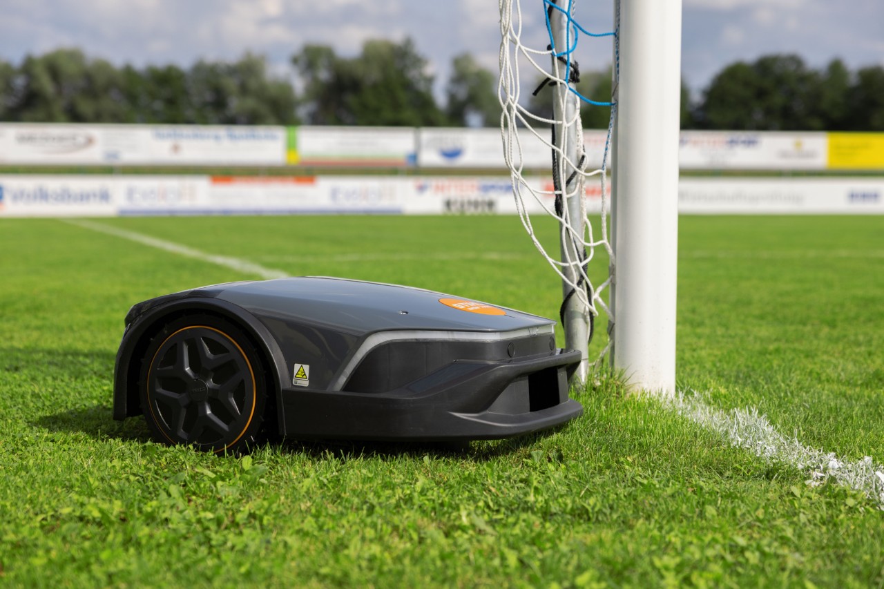 iMOW® 7 Pro, robotmaaier voor sportvelden
