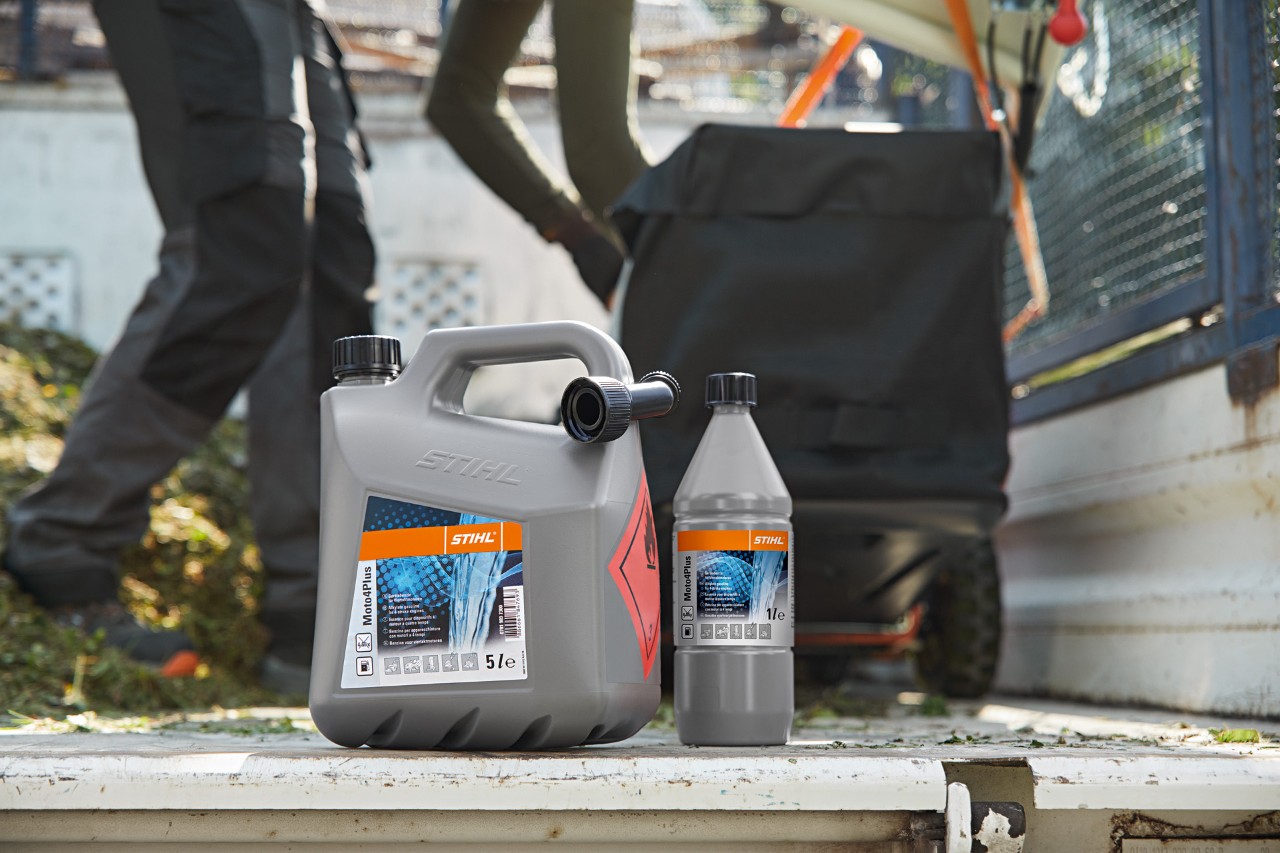 STIHL Moto4Plus benzine voor machines in een jerrycan 