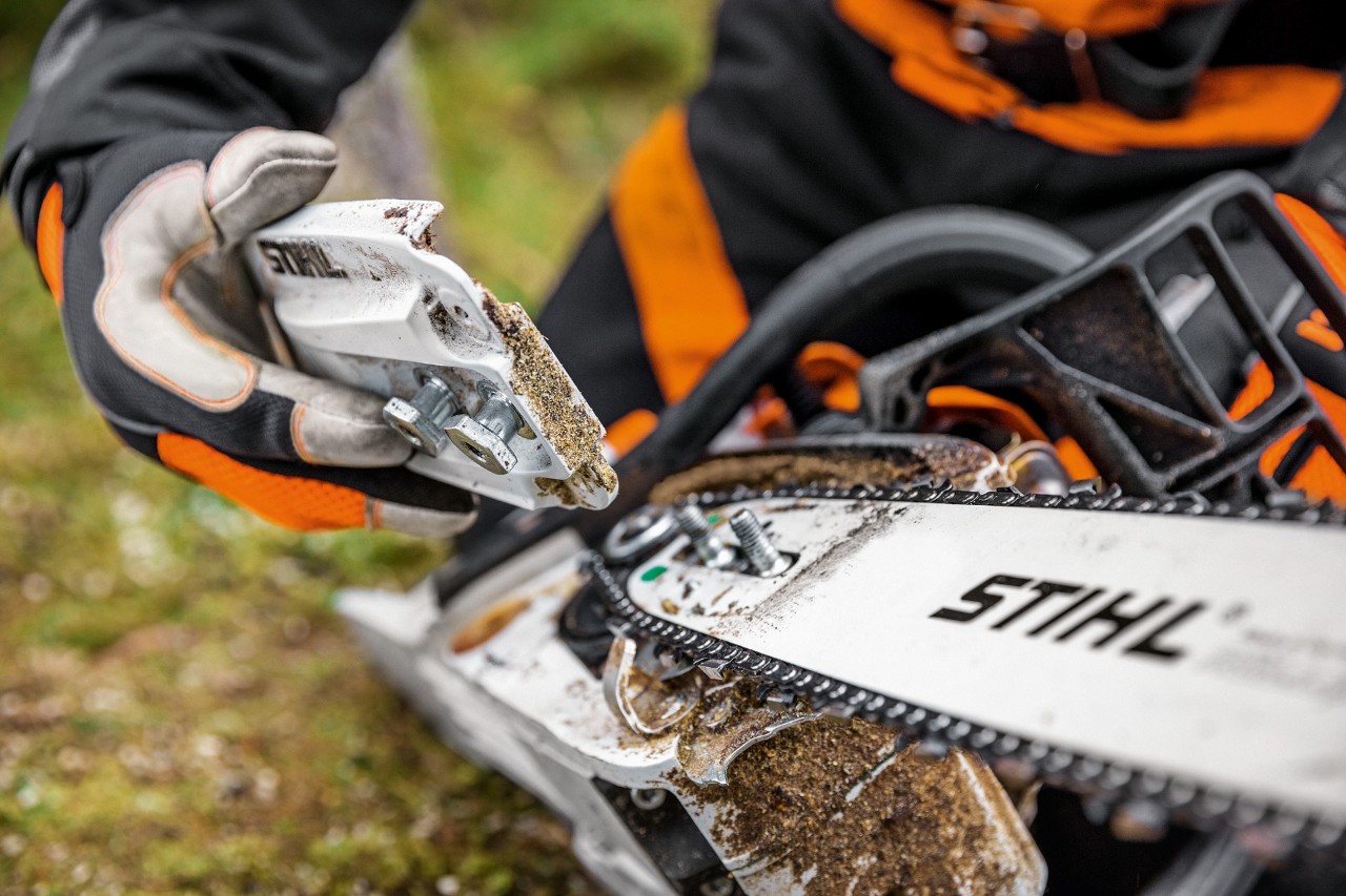 Onderhoud van een STIHL benzinekettingzaag MS 261 C-M 