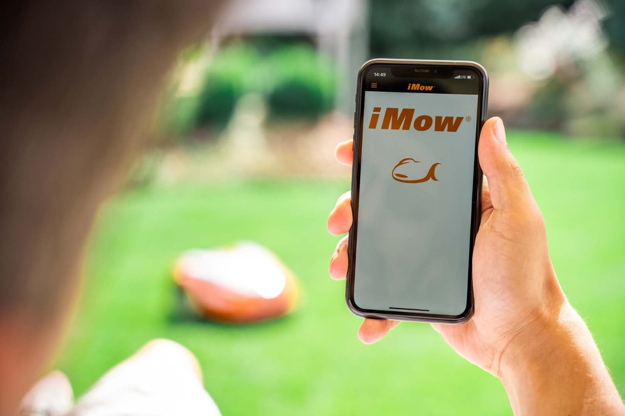 Smartphone met iMOW® app